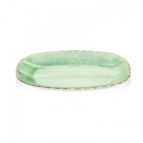 Зеленая тарелка овальной формы
